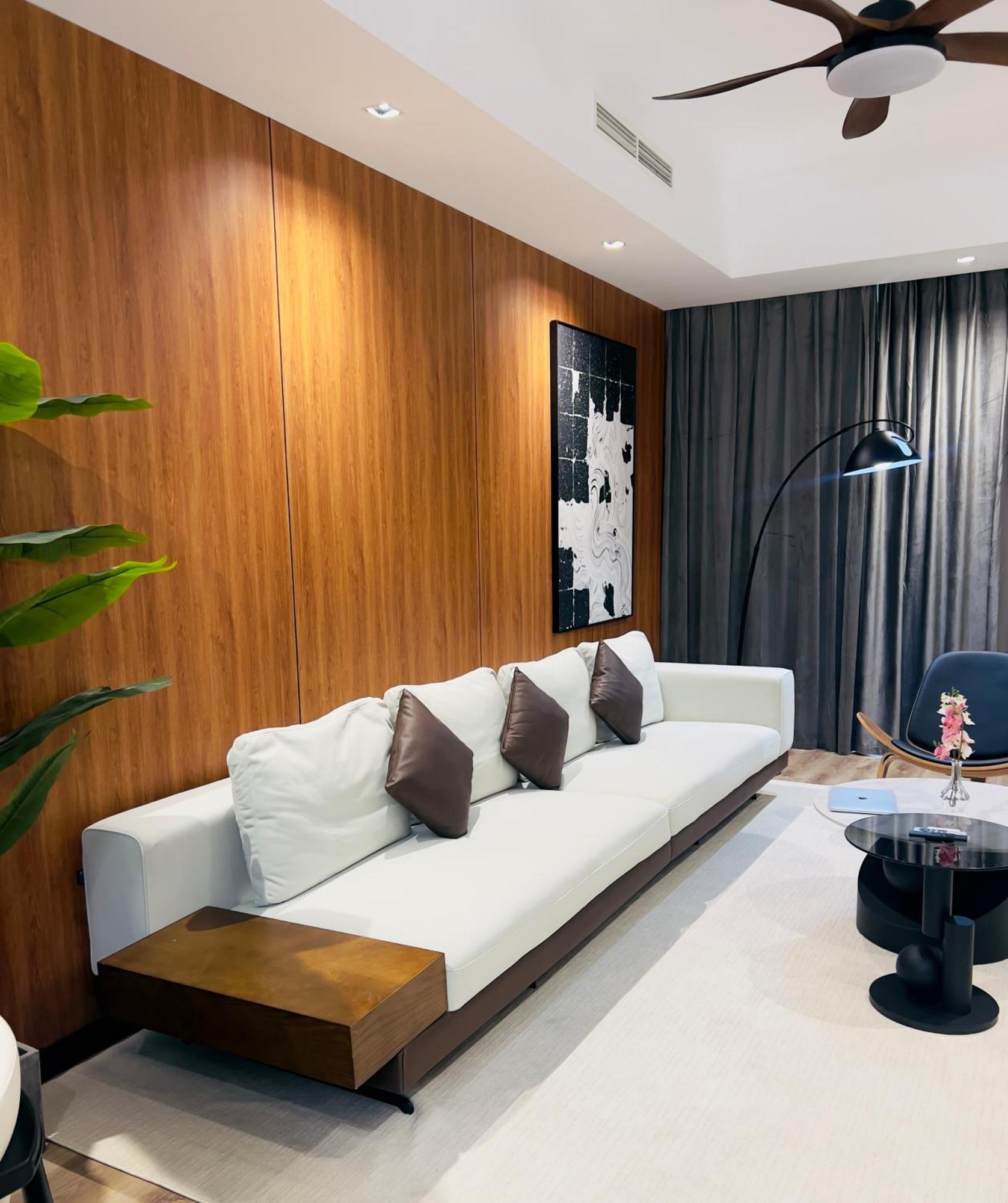 Downtown Dunya Tower Homes A Min Walk To Mall & Burj Khalifa Apartment Dubai